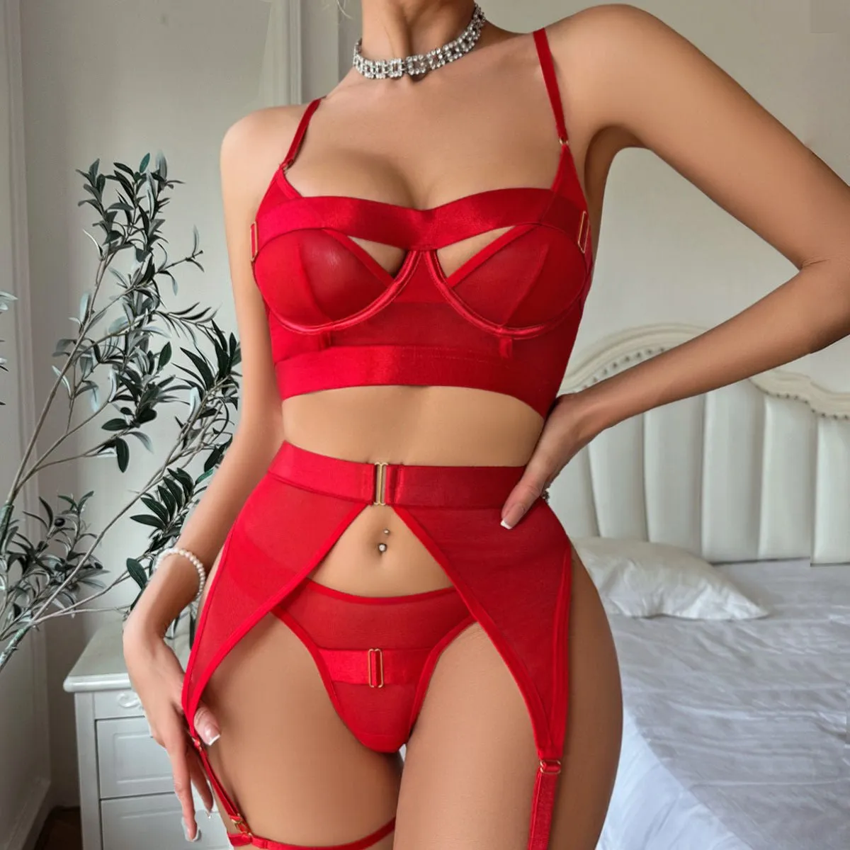 Complex Craftsmanship Perspective Mesh Hollow Body Shaping Fun Four-piece Lingerie Set