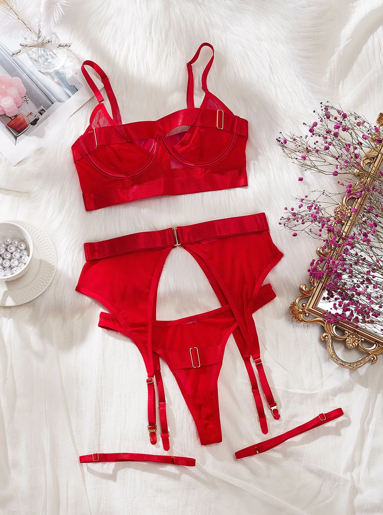 Complex Craftsmanship Perspective Mesh Hollow Body Shaping Fun Four-piece Lingerie Set