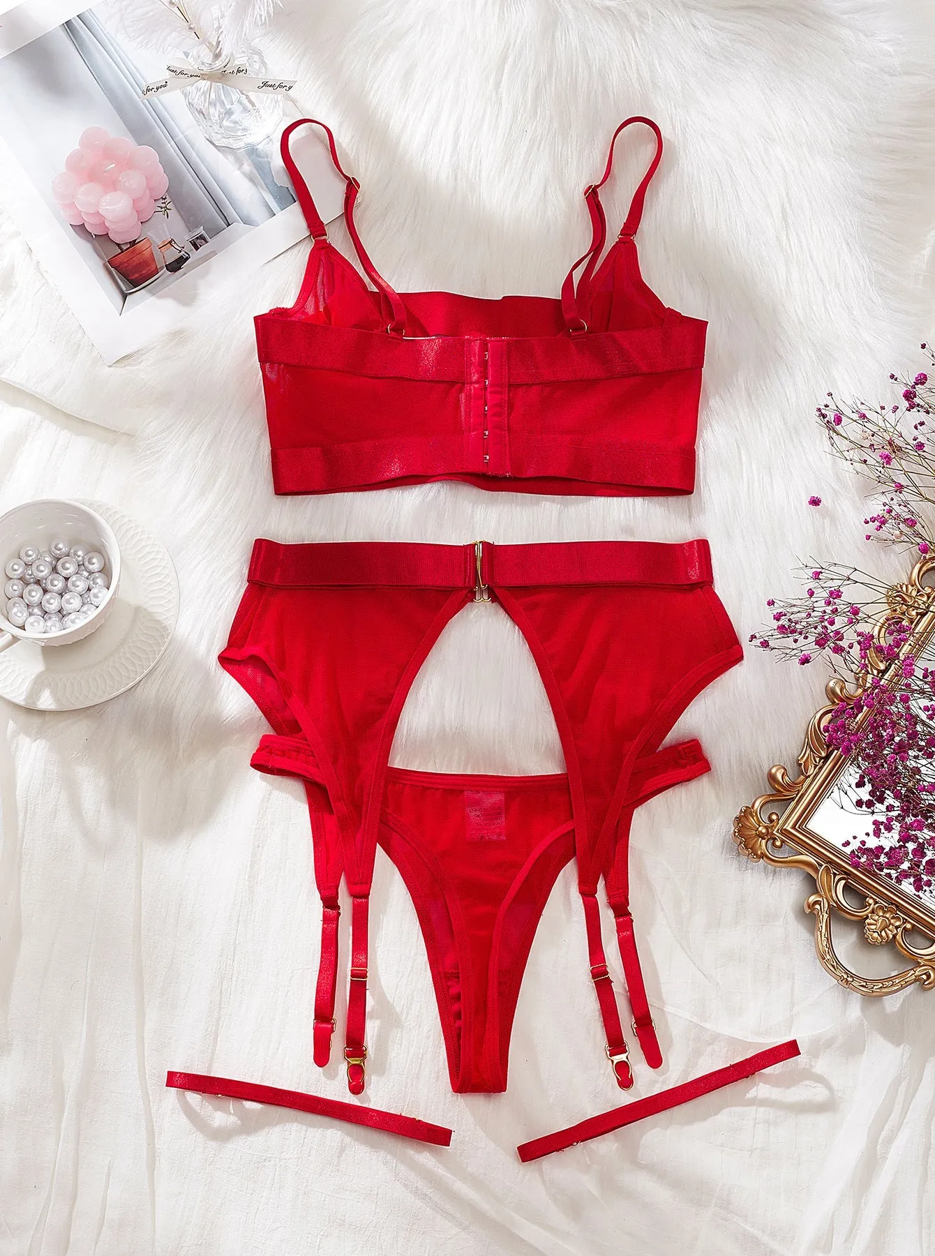 Complex Craftsmanship Perspective Mesh Hollow Body Shaping Fun Four-piece Lingerie Set