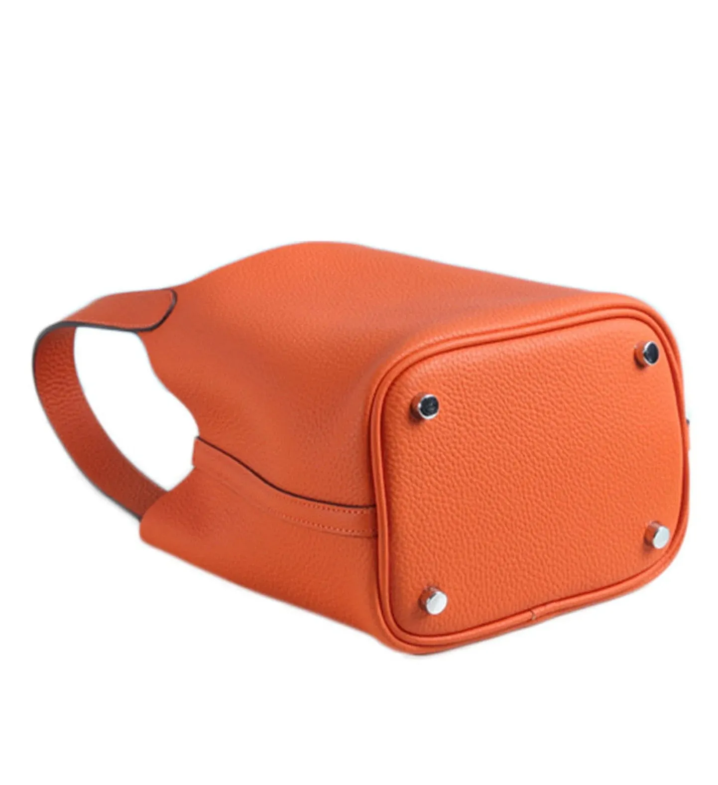 Gorgeous   leather Basket  Handbag