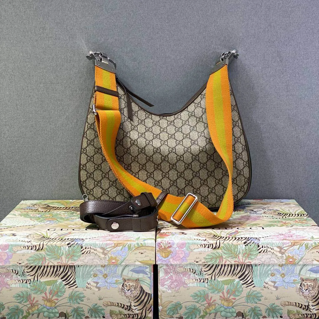 Gucci Attache small shoulder bag Beige and ebony GG Supreme canvas
