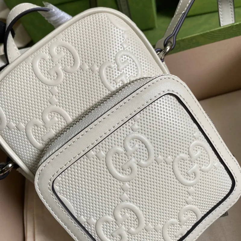 Gucci   Luxury Bags  1000