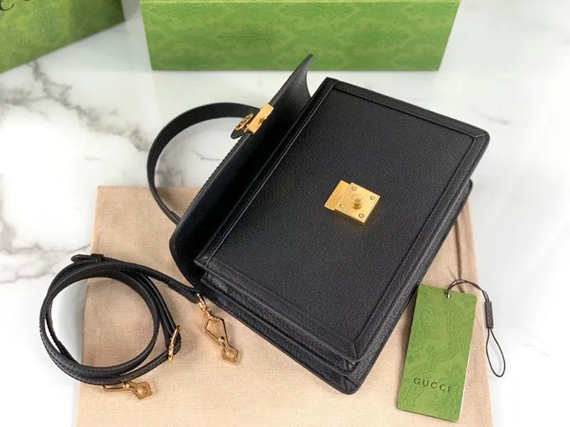 Gucci   Luxury Bags  1009