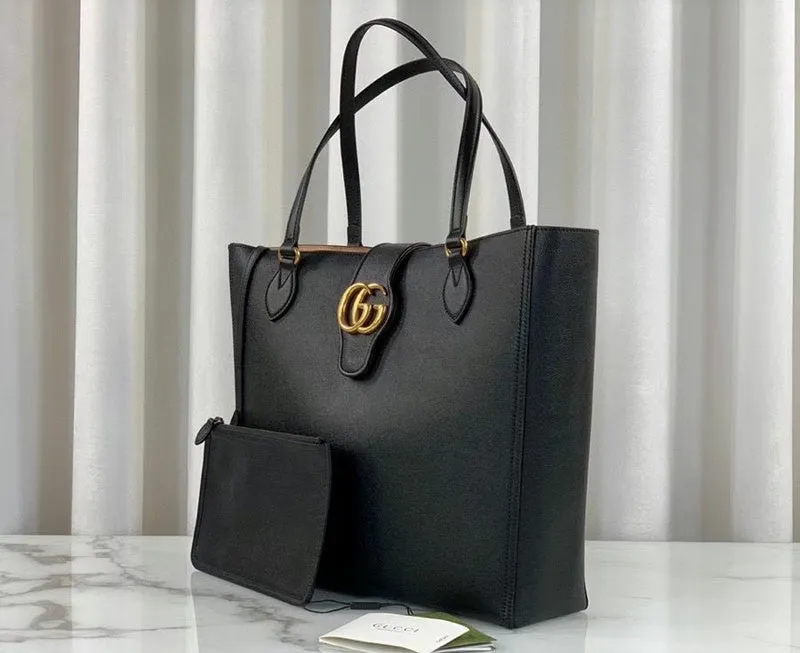 Gucci   Luxury Bags  1011