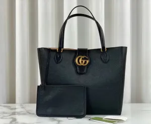 Gucci   Luxury Bags  1011