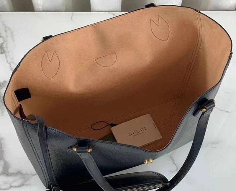 Gucci   Luxury Bags  1011