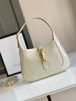 Gucci   Luxury Bags  1050