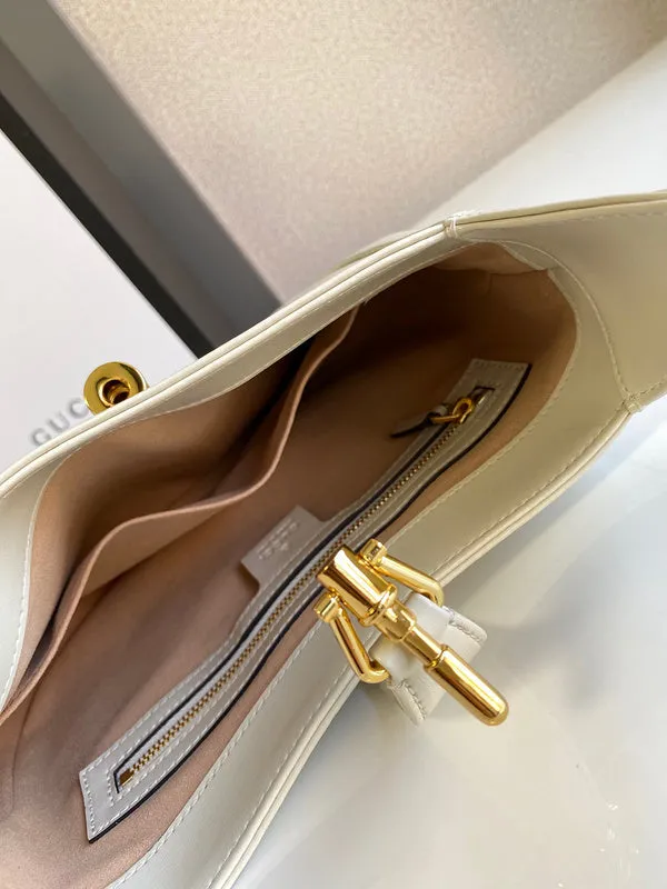 Gucci   Luxury Bags  1050