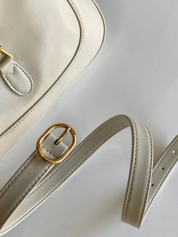 Gucci   Luxury Bags  1050