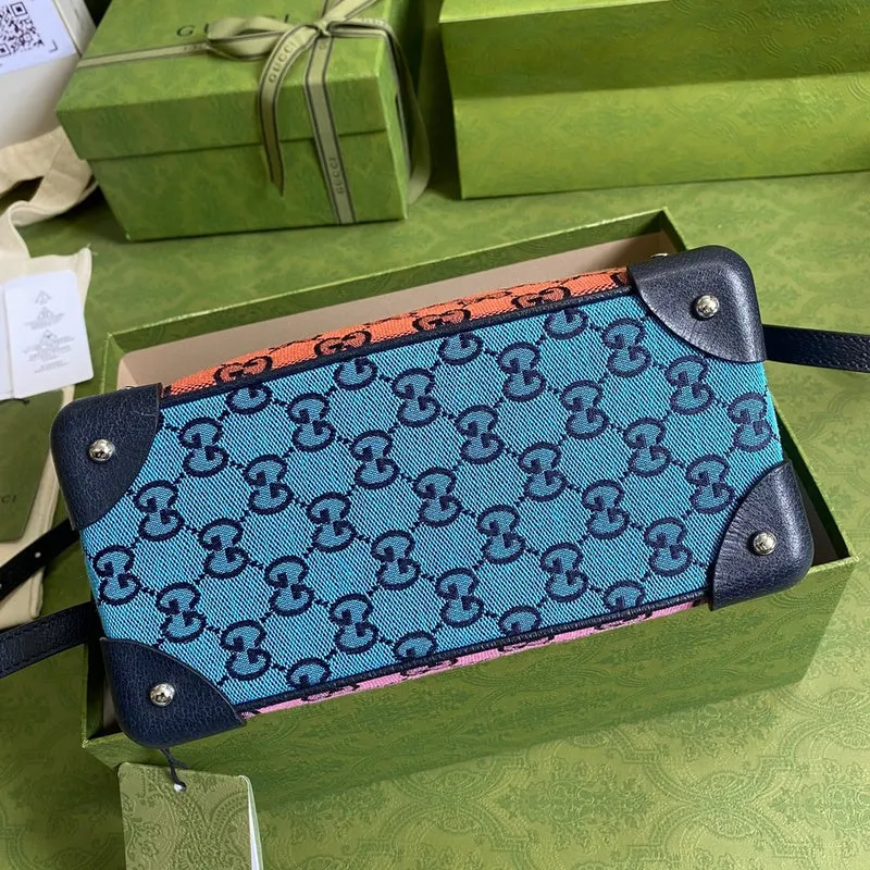 Gucci   Luxury Bags  1059