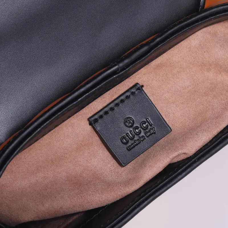 Gucci   Luxury Bags  1106