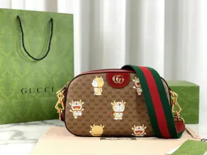 Gucci   Luxury Bags  1120