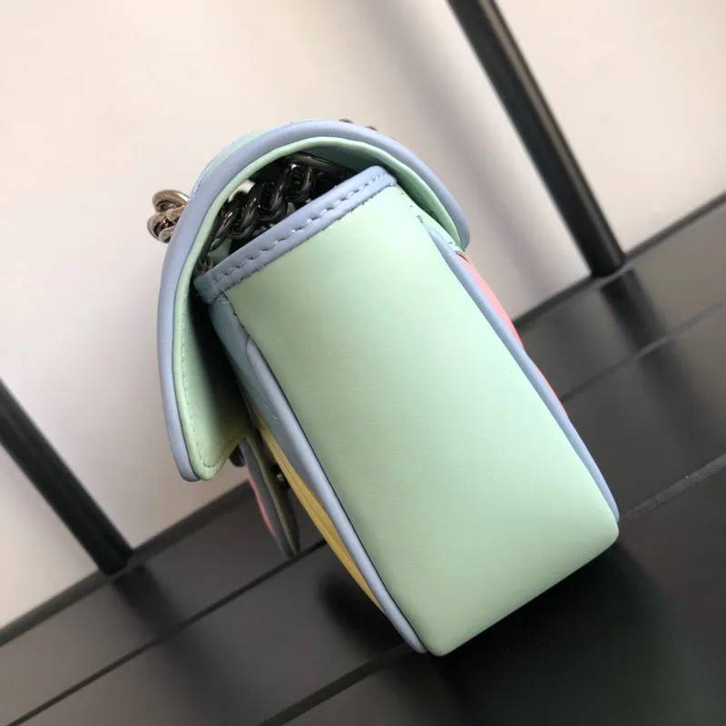 Gucci   Luxury Bags  1202