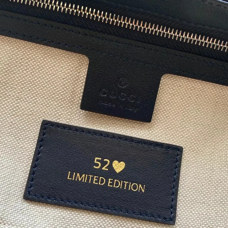 Gucci   Luxury Bags  1246