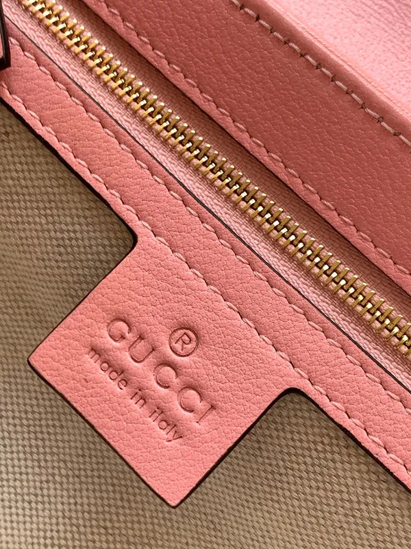 Gucci   Luxury Bags  1247