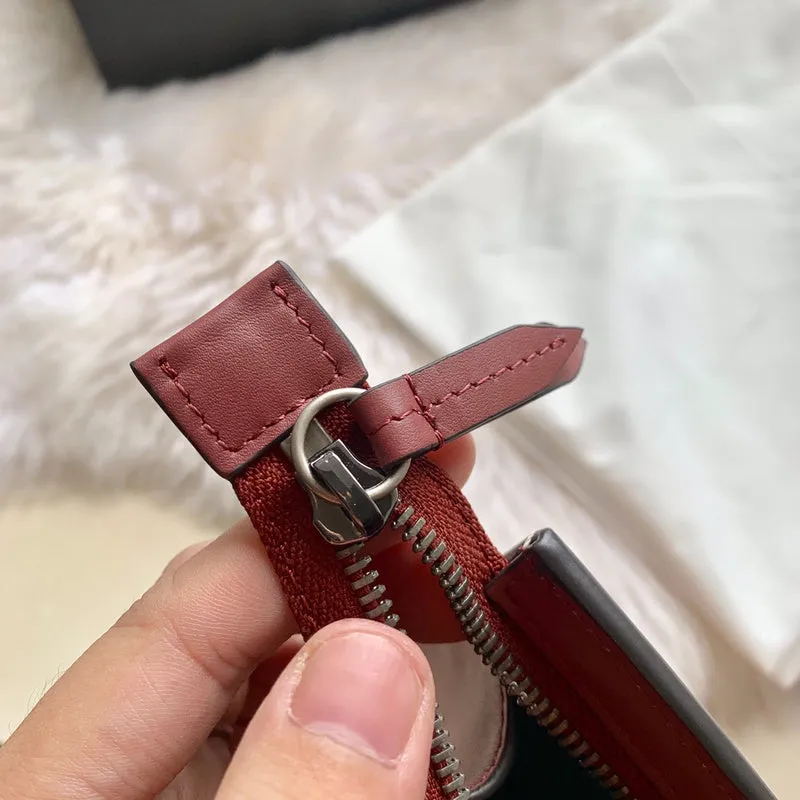 Gucci   Luxury Bags  1282