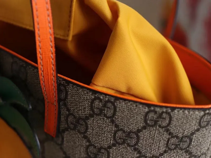 Gucci   Luxury Bags  1299