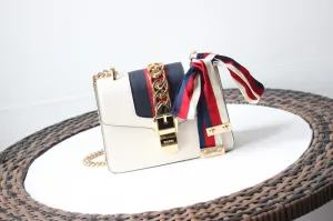 Gucci   Luxury Bags  1302