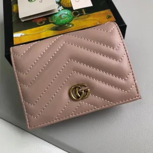Gucci   Luxury Bags  1337