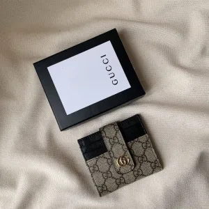 Gucci   Luxury Bags  1351