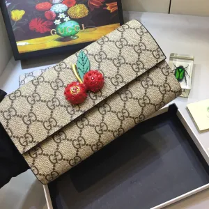 Gucci   Luxury Bags  1364