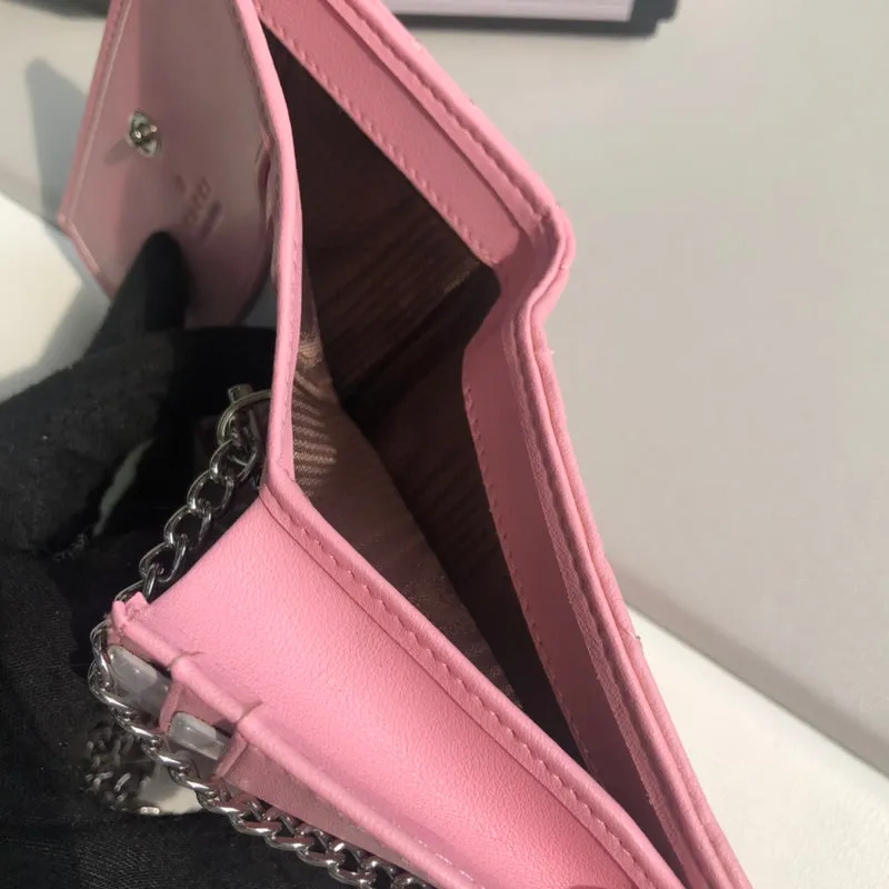 Gucci   Luxury Bags  1373