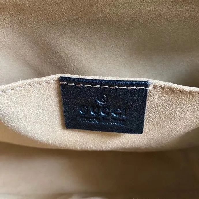 Gucci   Luxury Bags  1385