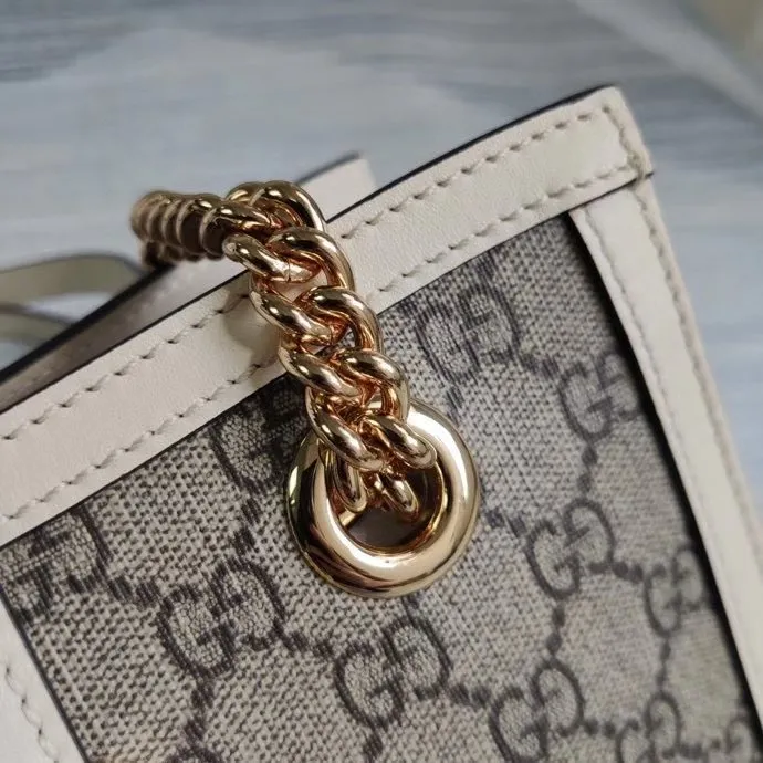 Gucci   Luxury Bags  1386