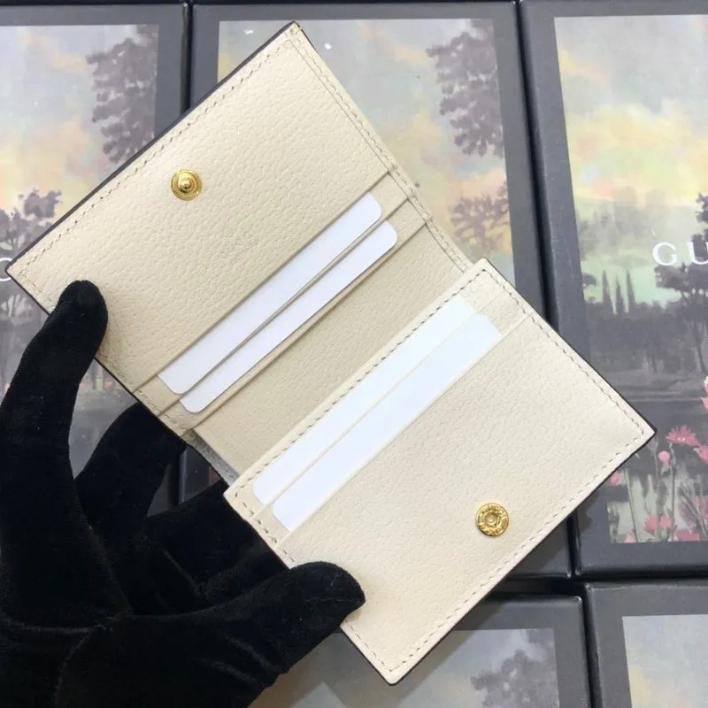 Gucci   Luxury Bags  868