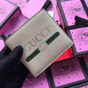 Gucci   Luxury Bags  879