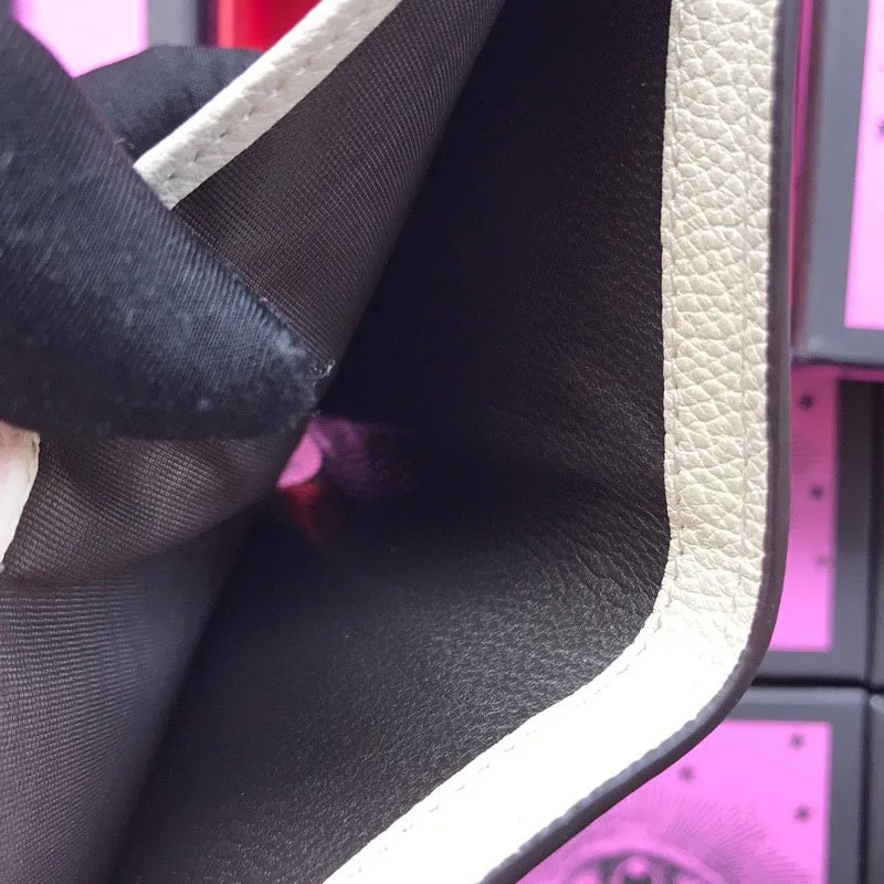 Gucci   Luxury Bags  879