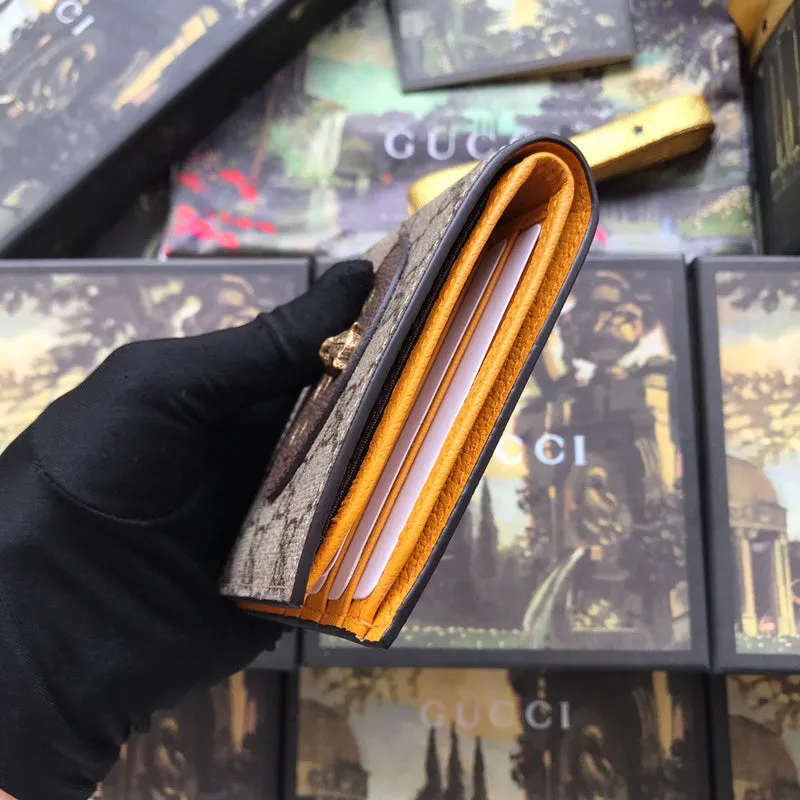 Gucci   Luxury Bags  889