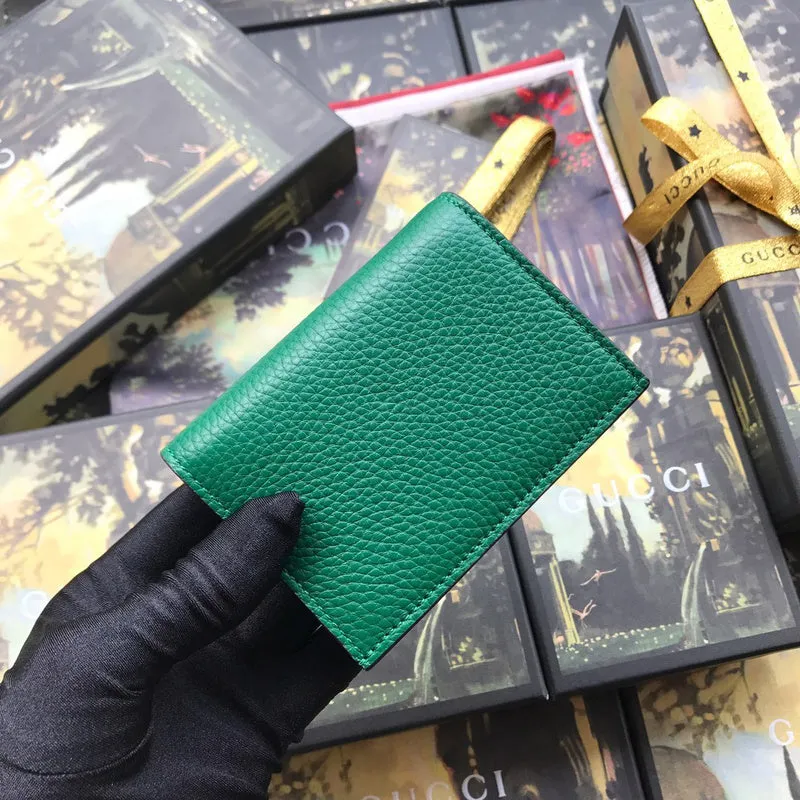 Gucci   Luxury Bags  896