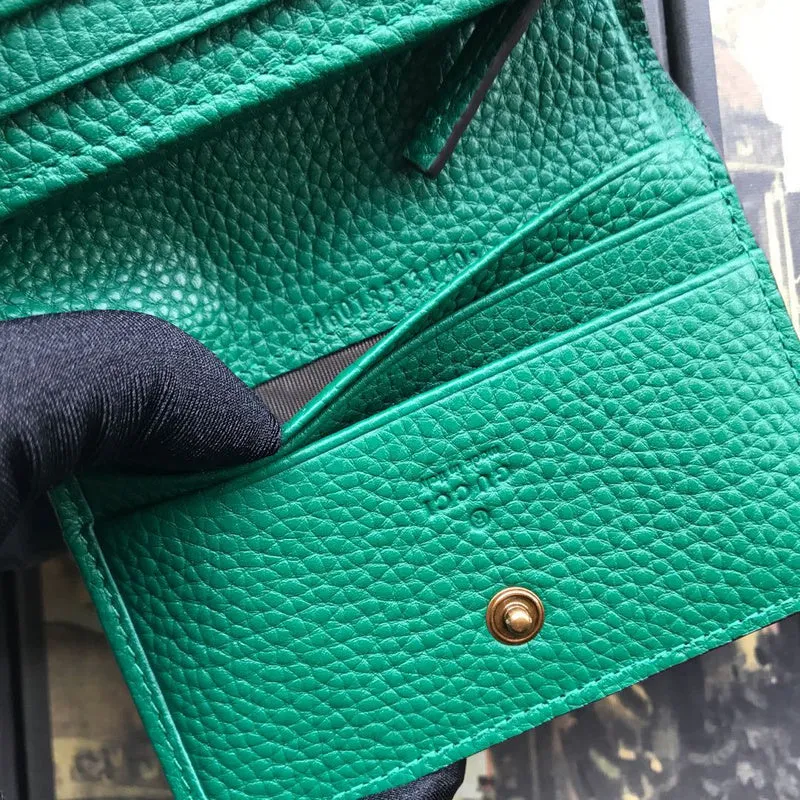 Gucci   Luxury Bags  896