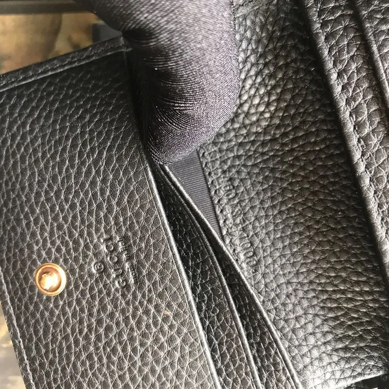 Gucci   Luxury Bags  898