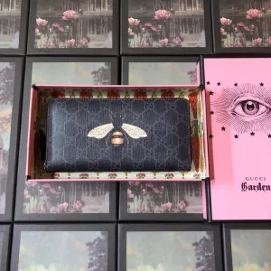 Gucci   Luxury Bags  917