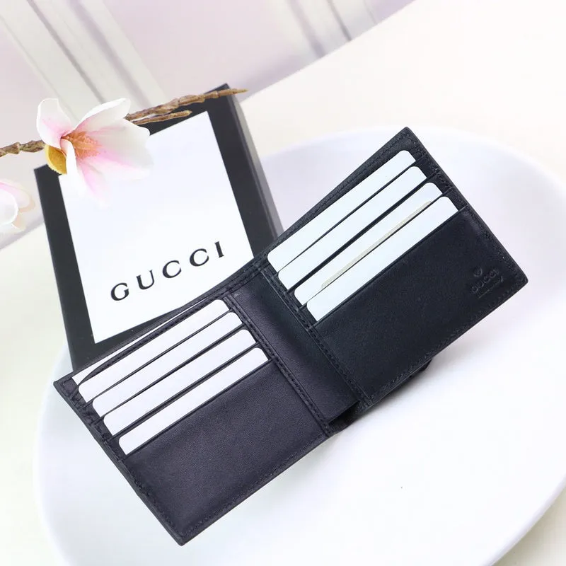 Gucci   Luxury Bags  926