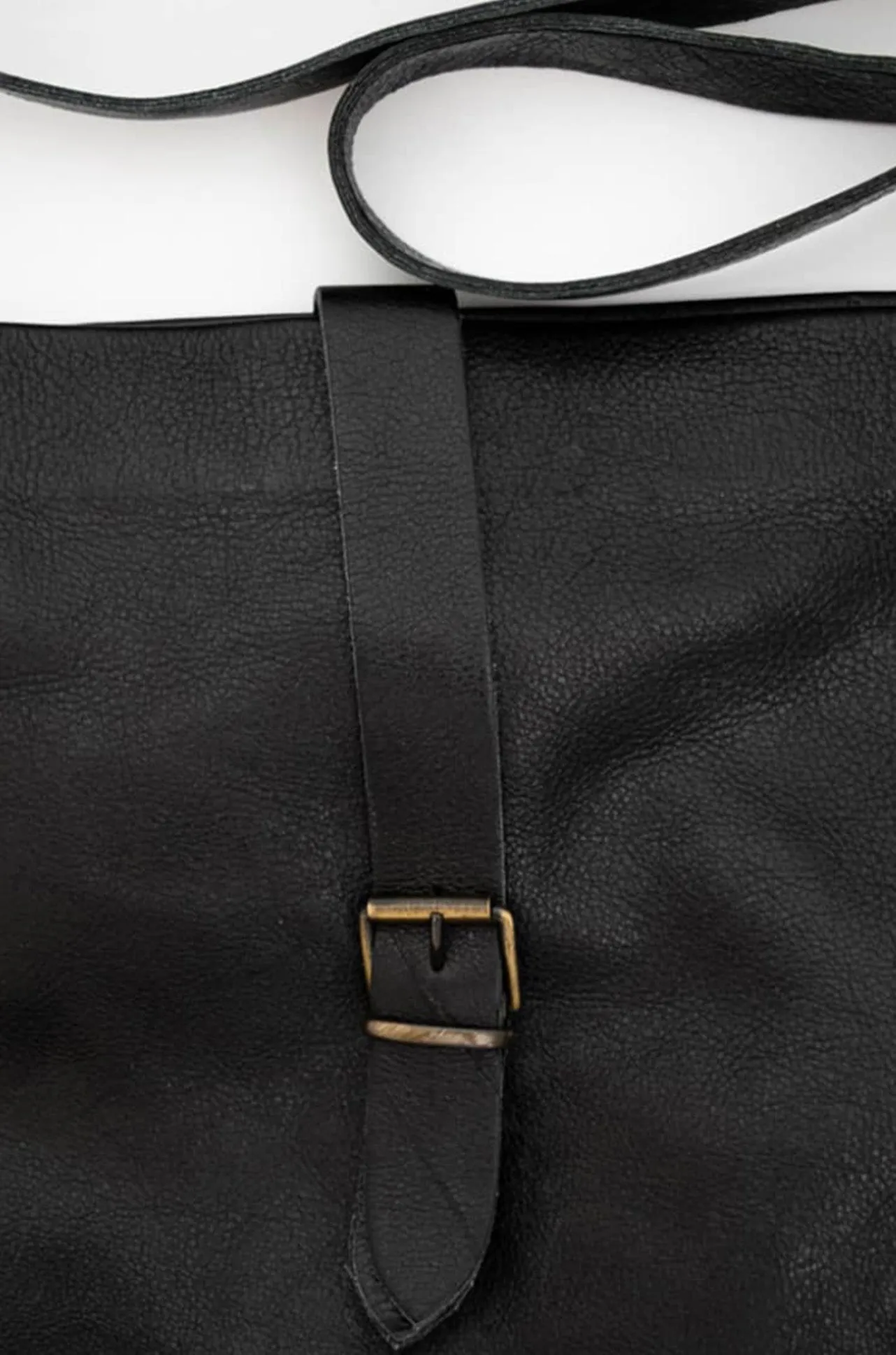 Inkolives - Isarella Bag in Black