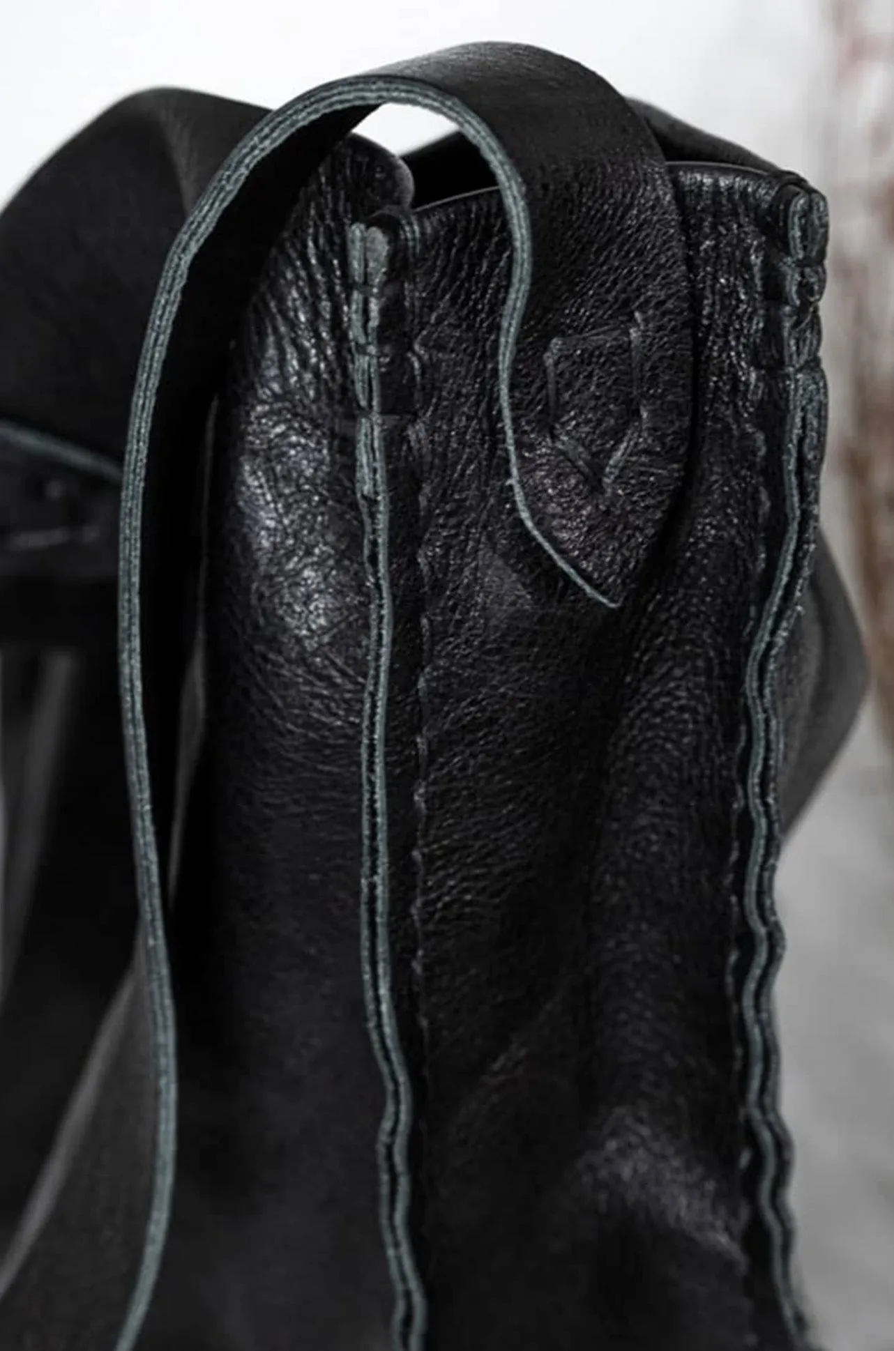 Inkolives - Isarella Bag in Black