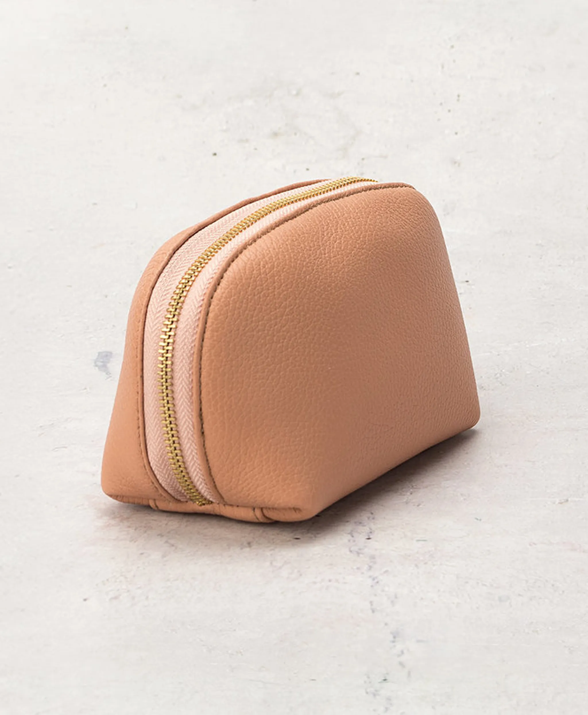 Italian Leather Rounded Travel Case