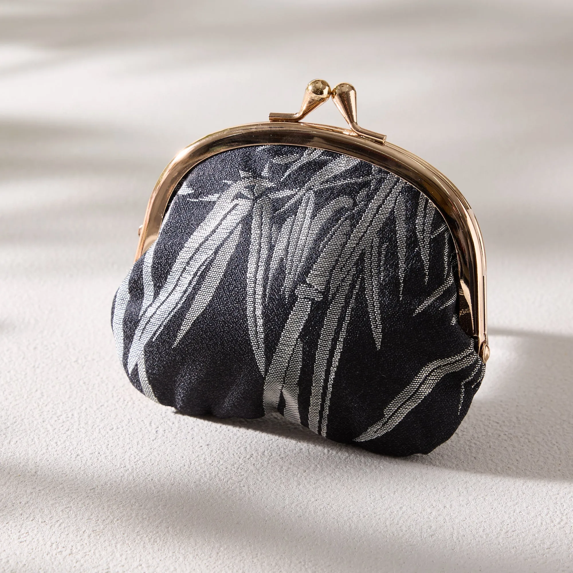 Large Kimono Pouch (1 bag)