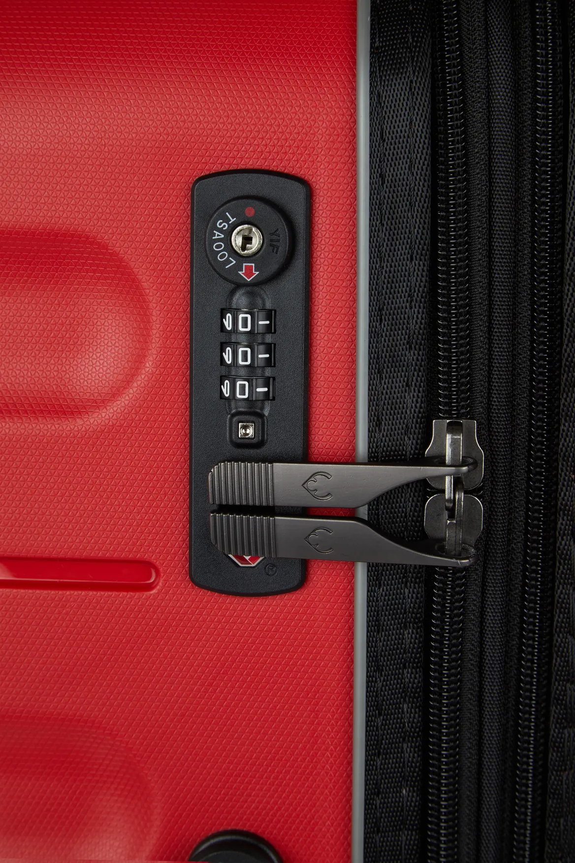 Lincoln 55cm Suitcase