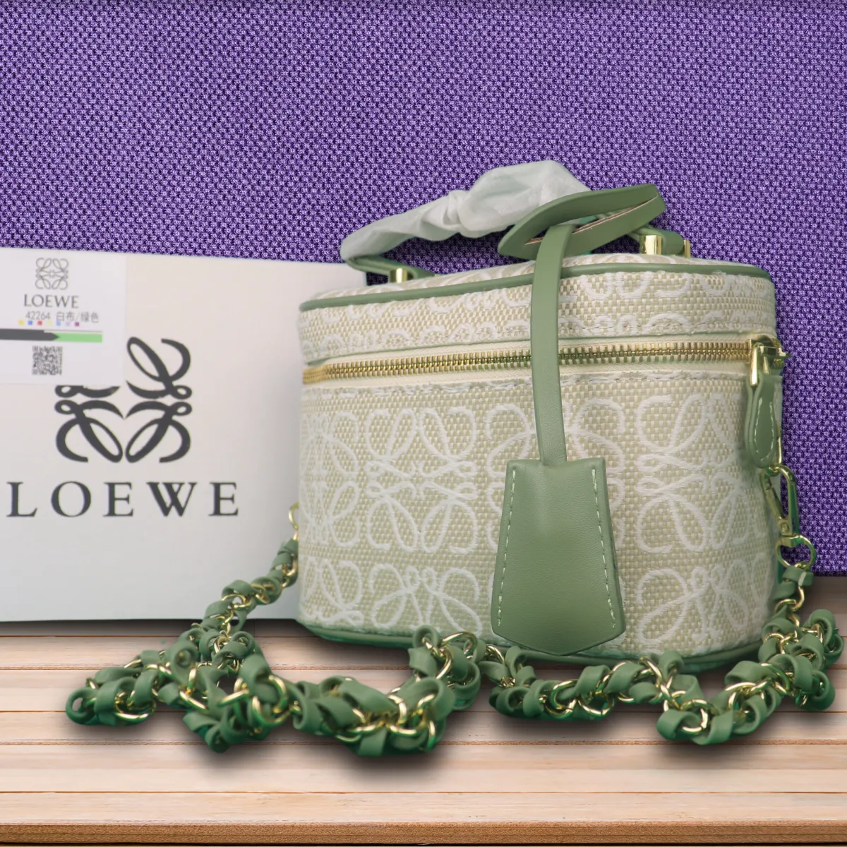 LOEWE |Logo Shoulder Bags-Box with purchase invoice and card included