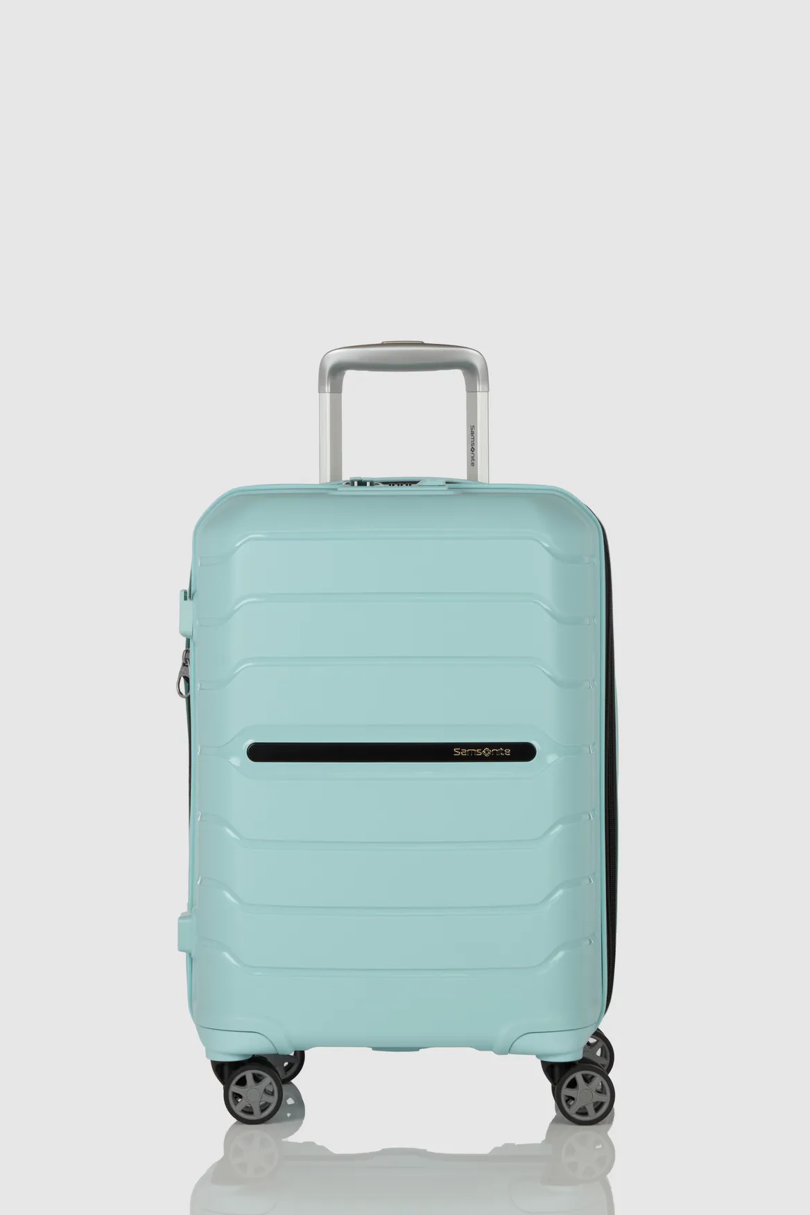 Oc2lite 55cm Suitcase