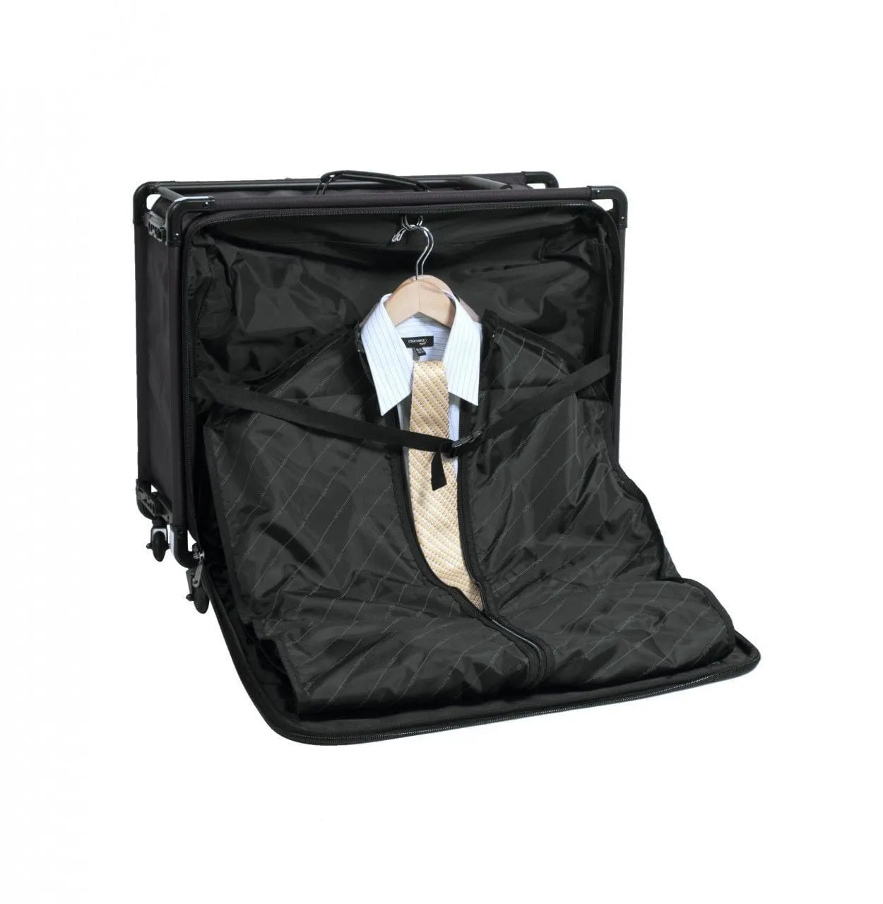 Tutto Medium Pullman 24" Checked Luggage W Garment Bag